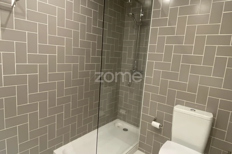 Apartamento T2 para Arrendamento em Ramalde Foto 17