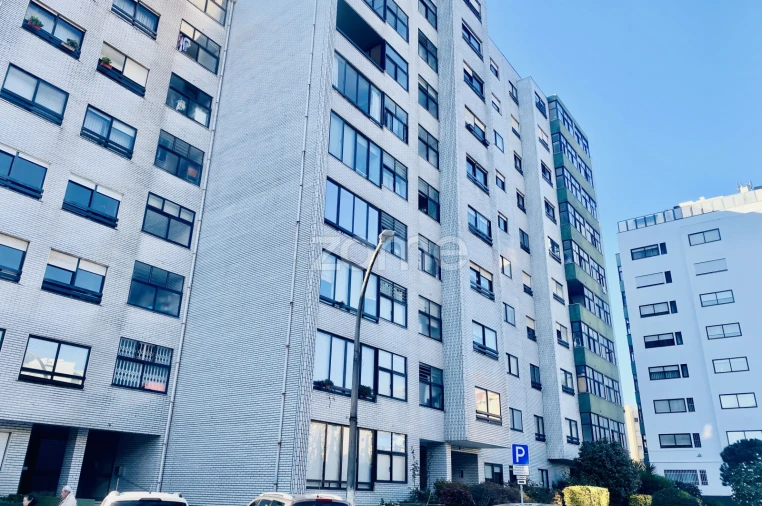 Apartamento T2 para Arrendamento em Ramalde Foto 19