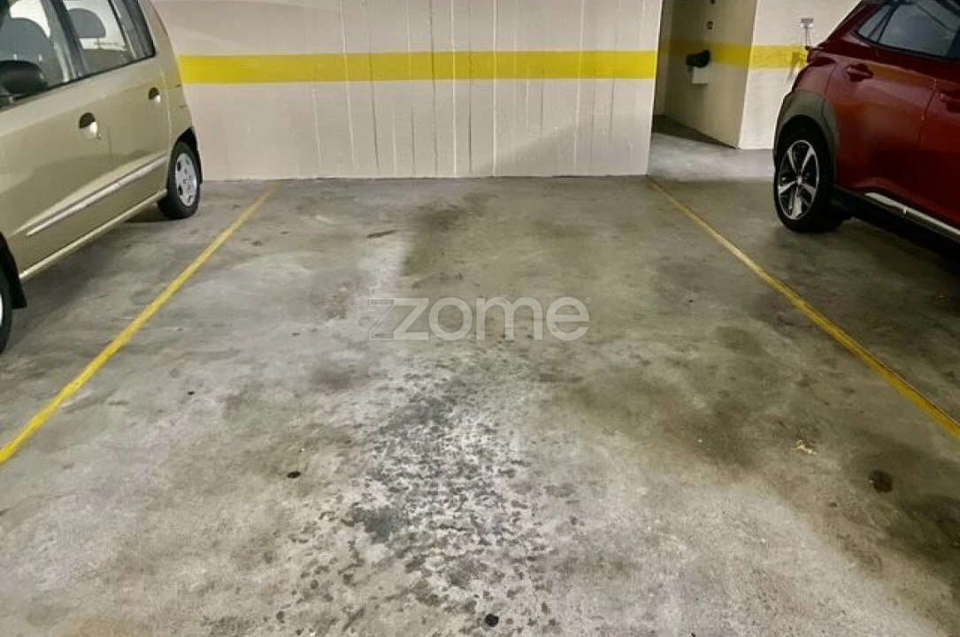 Apartamento T2 para Arrendamento em Ramalde Foto 20