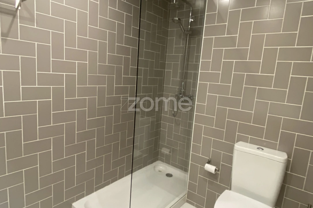 Apartamento T2 para Arrendamento em Ramalde Foto 17