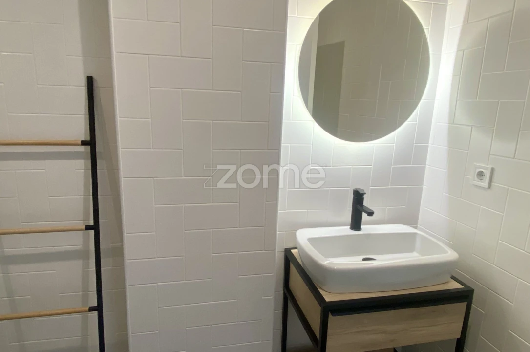 Apartamento T2 para Arrendamento em Ramalde Foto 12