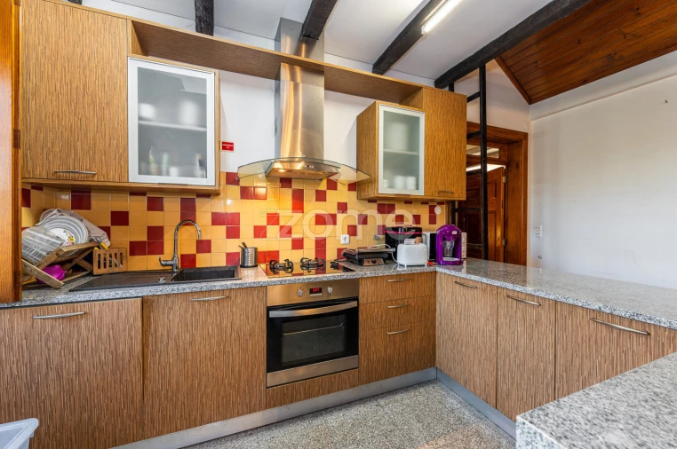 Quinta T7 para Venda em Milheiros de Poiares Foto 22