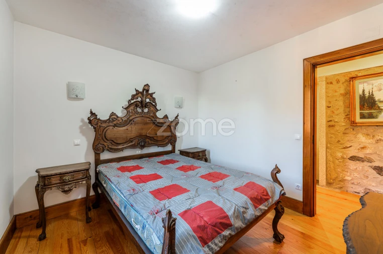 Quinta T7 para Venda em Milheiros de Poiares Foto 31