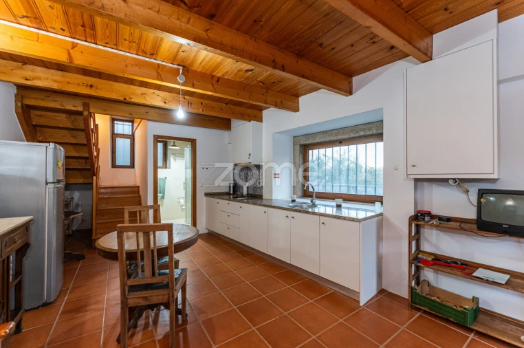 Quinta T7 para Venda em Milheiros de Poiares Foto 57