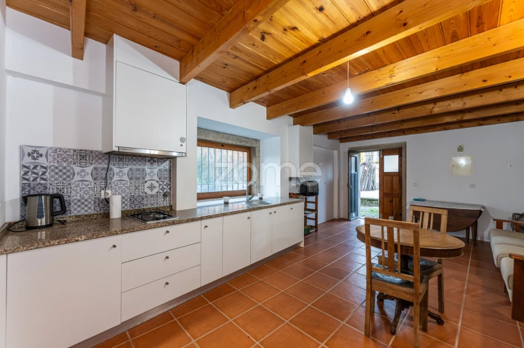 Quinta T7 para Venda em Milheiros de Poiares Foto 60