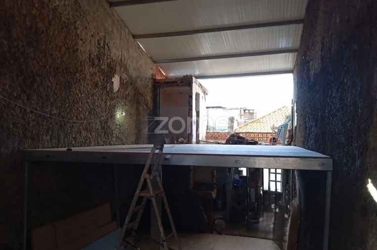 Moradia T3 para Venda em Amiais de Baixo Foto 16