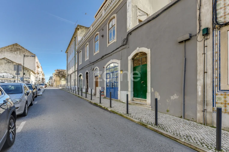 Negócio para Arrendamento em Campo de Ourique Foto 10