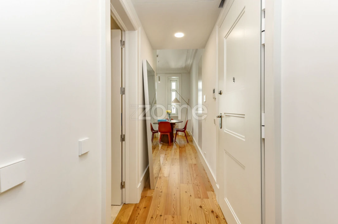 Apartamento T1 para Arrendamento em Avenidas Novas Foto 3