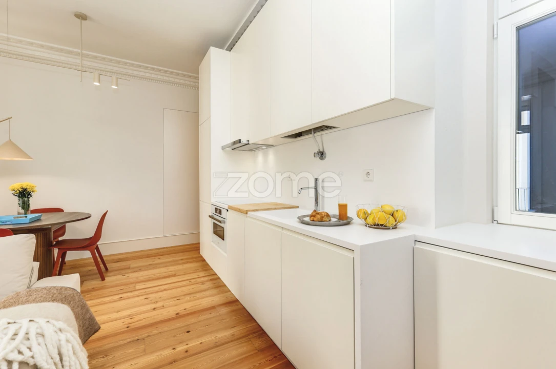 Apartamento T1 para Arrendamento em Avenidas Novas Foto 6