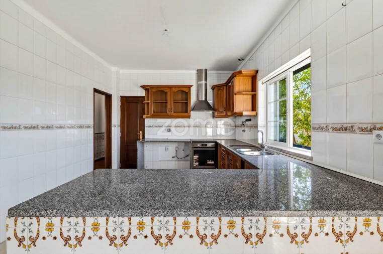 Moradia T4 para Venda em Quinta do Anjo Foto 12