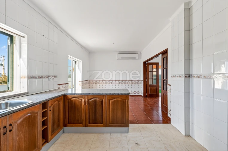 Moradia T4 para Venda em Quinta do Anjo Foto 11