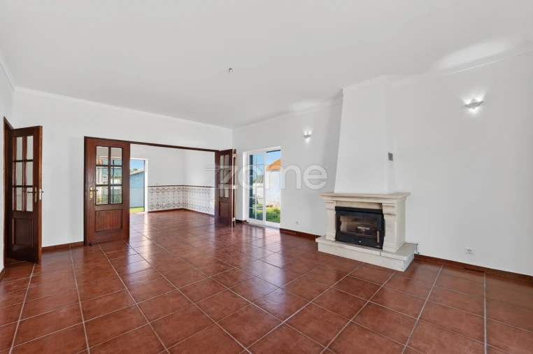 Moradia T4 para Venda em Quinta do Anjo Foto 5