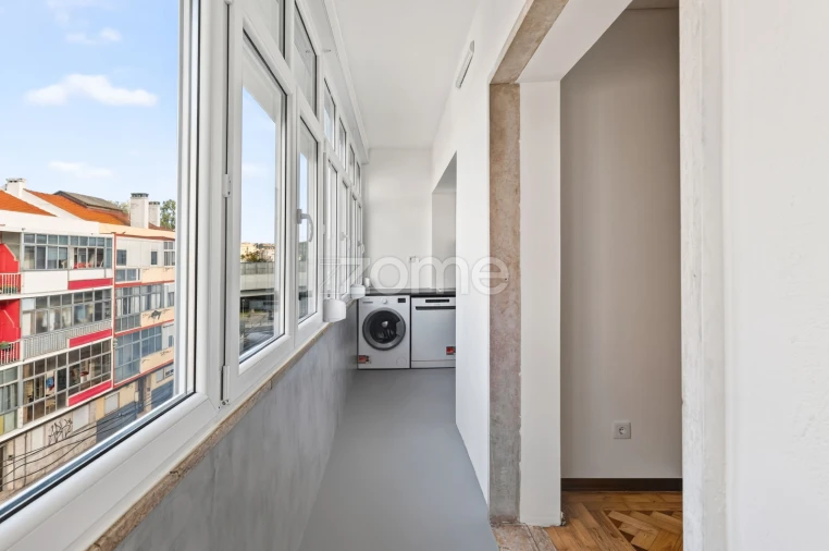 Apartamento T2 para Venda em Odivelas Foto 7