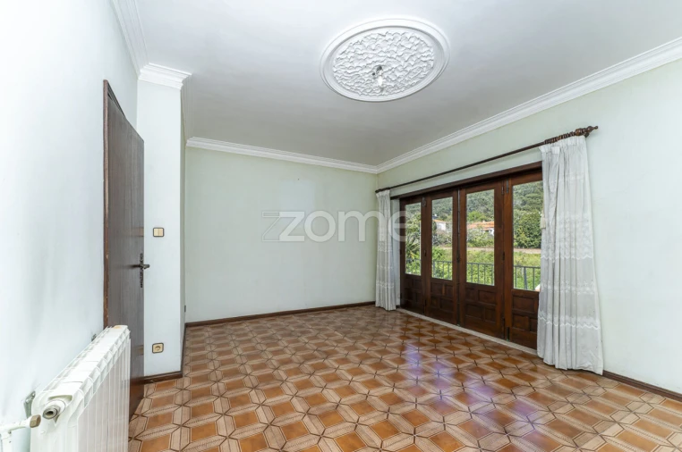 Moradia T4 para Venda em Carreço Foto 40