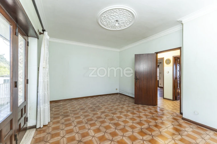 Moradia T4 para Venda em Carreço Foto 42