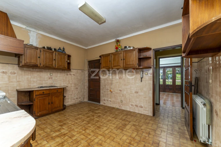 Moradia T4 para Venda em Carreço Foto 45