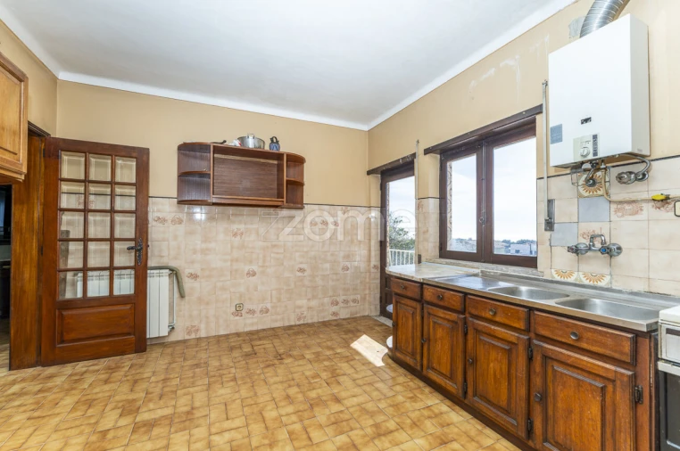 Moradia T4 para Venda em Carreço Foto 47