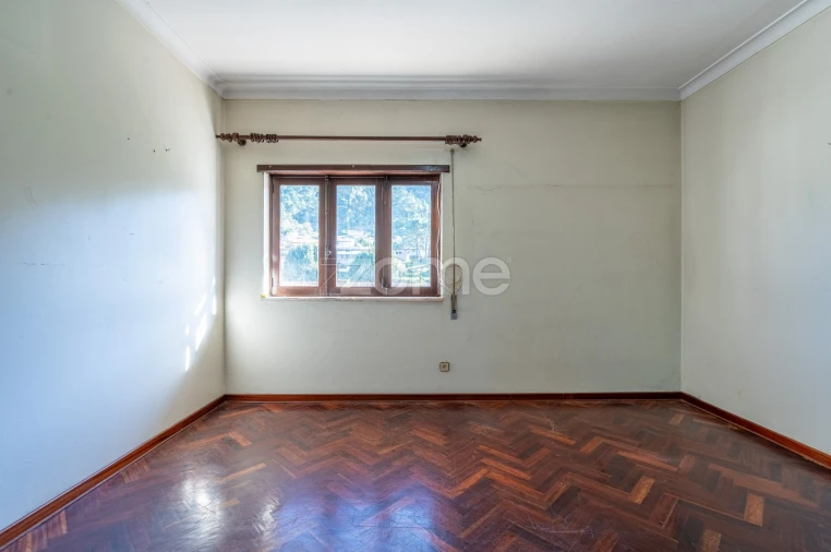 Moradia T4 para Venda em Carreço Foto 15