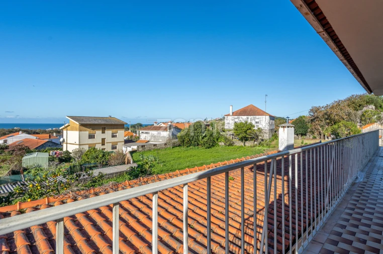 Moradia T4 para Venda em Carreço Foto 32