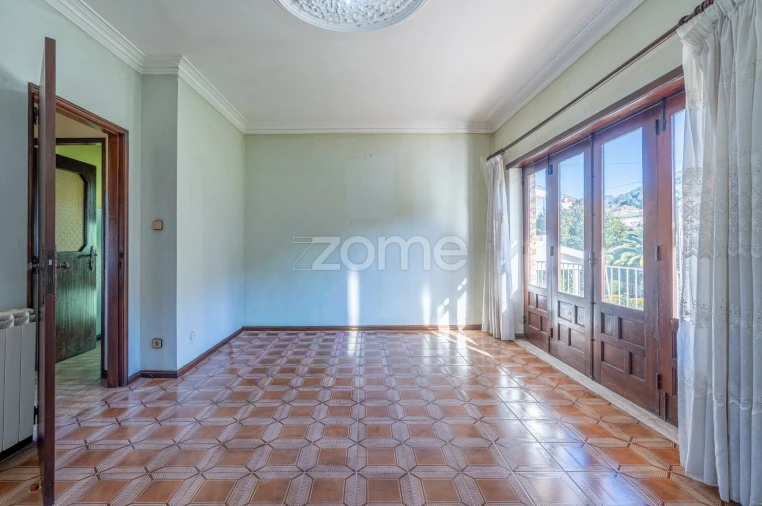 Moradia T4 para Venda em Carreço Foto 3