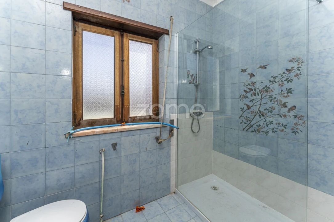 Moradia T4 para Venda em Carreço Foto 34