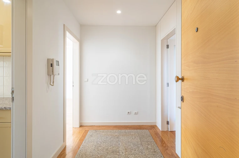 Apartamento T3 para Venda em Santa Maria Maior e Monserrate e Meadela Foto 2