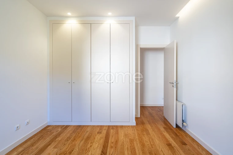 Apartamento T3 para Venda em Santa Maria Maior e Monserrate e Meadela Foto 11