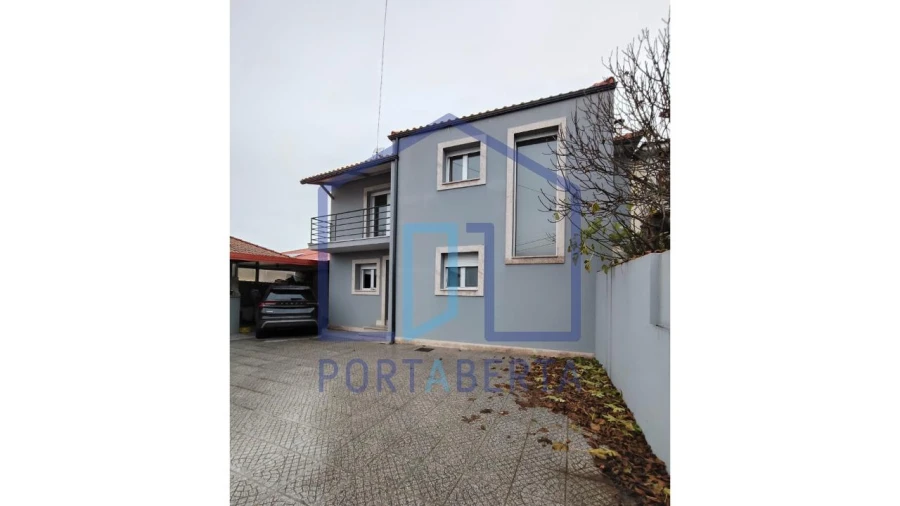 Moradia T3 para Venda em Santa Cruz/Trindade e Sanjurge Foto 15