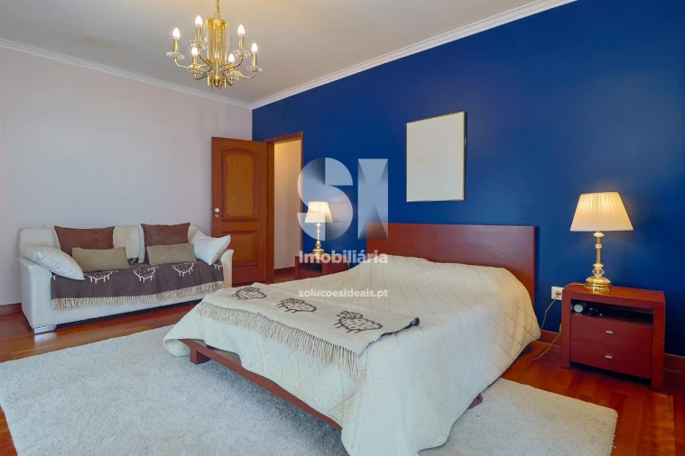 Moradia T6 para Venda em Cernache Foto 28