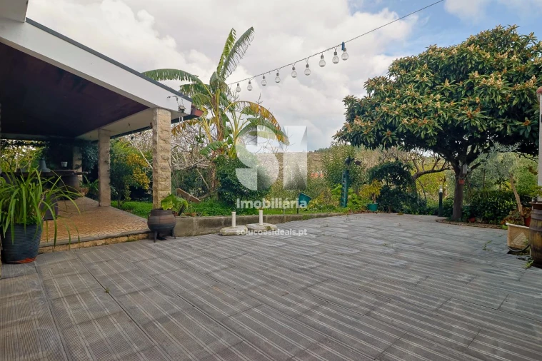 Moradia T6 para Venda em Cernache Foto 38