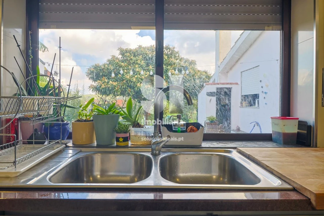 Moradia T6 para Venda em Cernache Foto 6