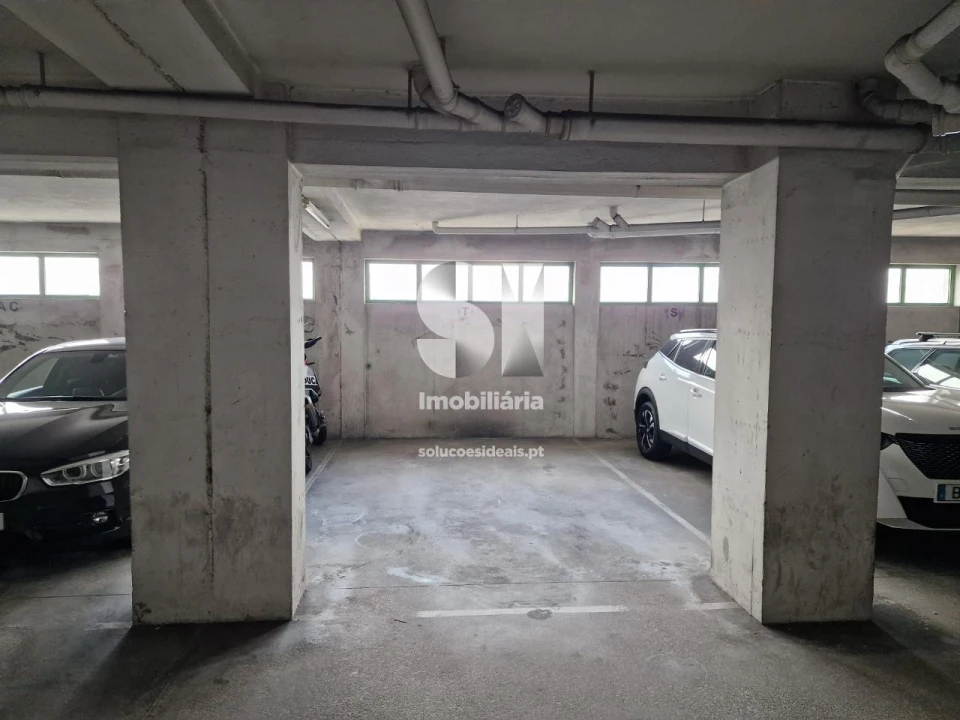 Apartamento T4 para Venda em Paredes de Viadores e Manhuncelos Foto 38