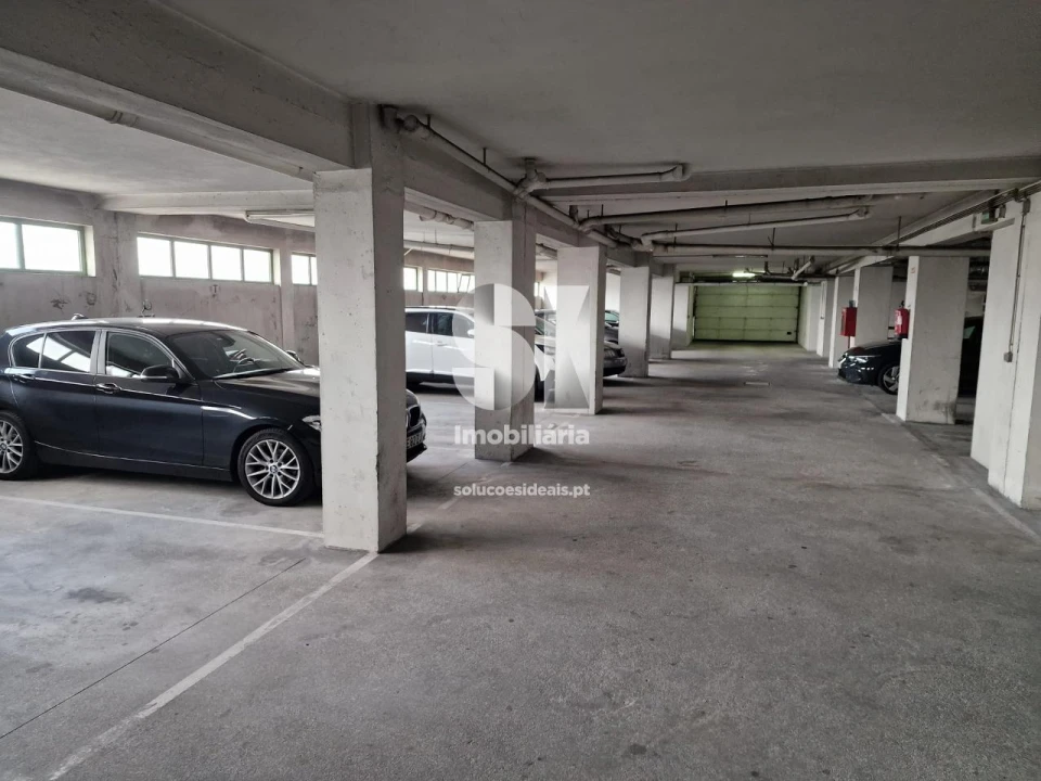 Apartamento T4 para Venda em Paredes de Viadores e Manhuncelos Foto 39