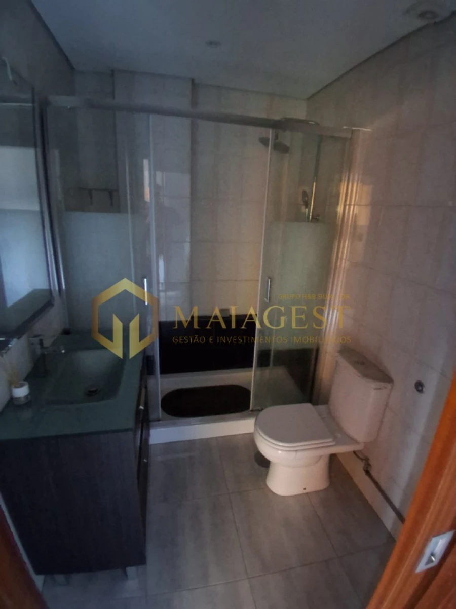 Apartamento T2 para Venda em Baguim do Monte (Rio Tinto) Foto 21