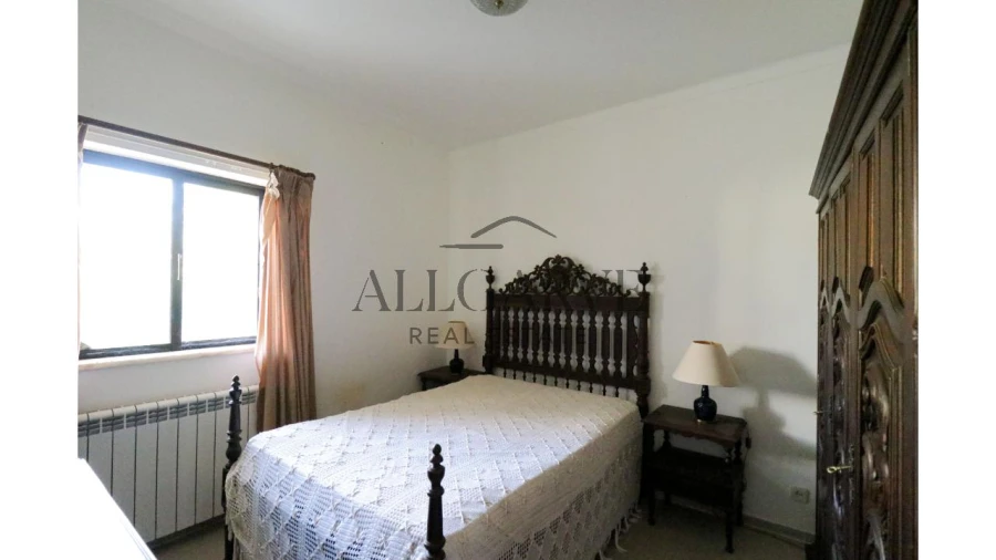 Moradia T4 para Venda em Mexilhoeira Grande Foto 24