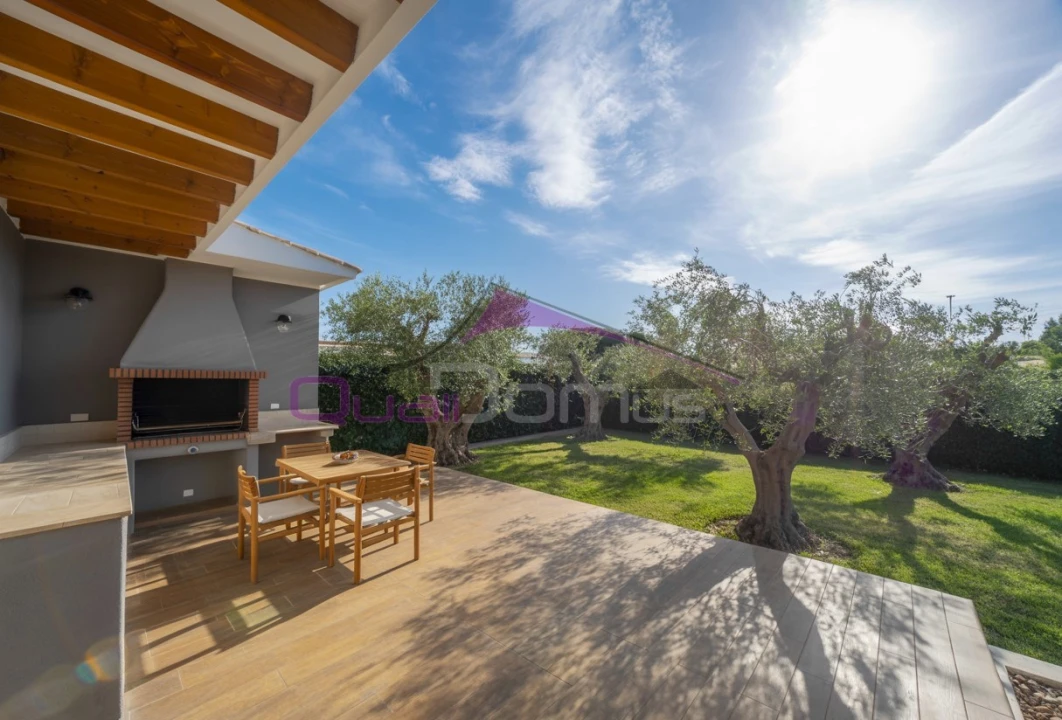 Moradia T3 para Venda em São Pedro de Tomar Foto 6