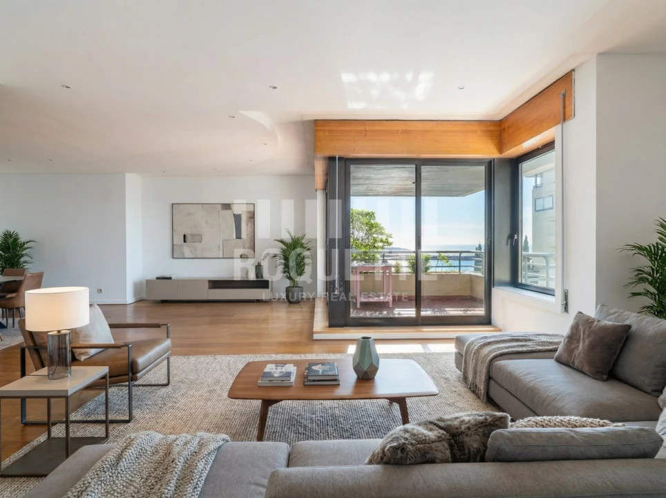 Apartamento T4 para Venda em Aldoar, Foz do Douro e Nevogilde Foto 1