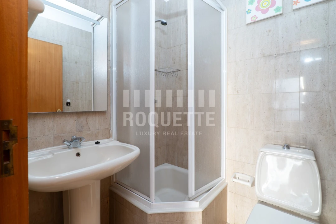 Apartamento T4 para Venda em Aldoar, Foz do Douro e Nevogilde Foto 16