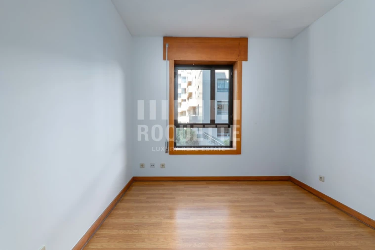 Apartamento T4 para Venda em Aldoar, Foz do Douro e Nevogilde Foto 19