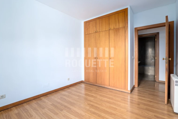 Apartamento T4 para Venda em Aldoar, Foz do Douro e Nevogilde Foto 20