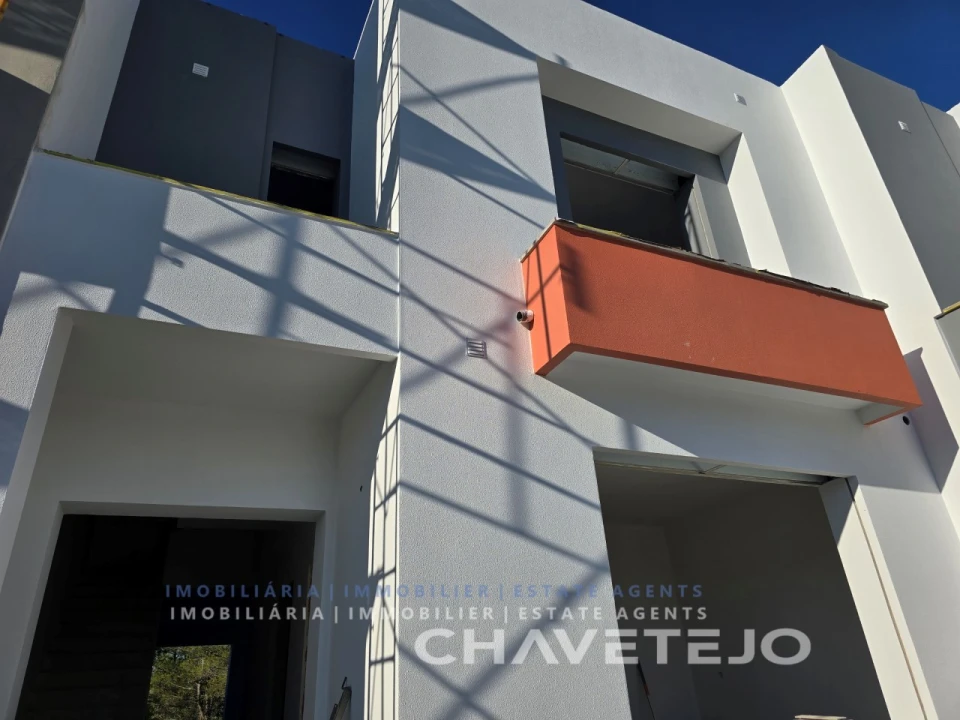 Moradia T4 para Venda em São João Baptista e Santa Maria dos Olivais Foto 10