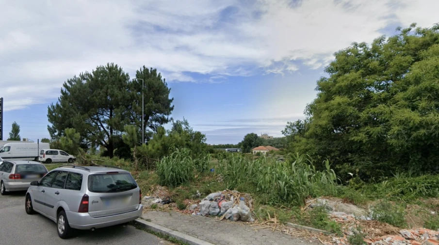 Terreno para Venda em Santa Marinha e São Pedro da Afurada Foto 2