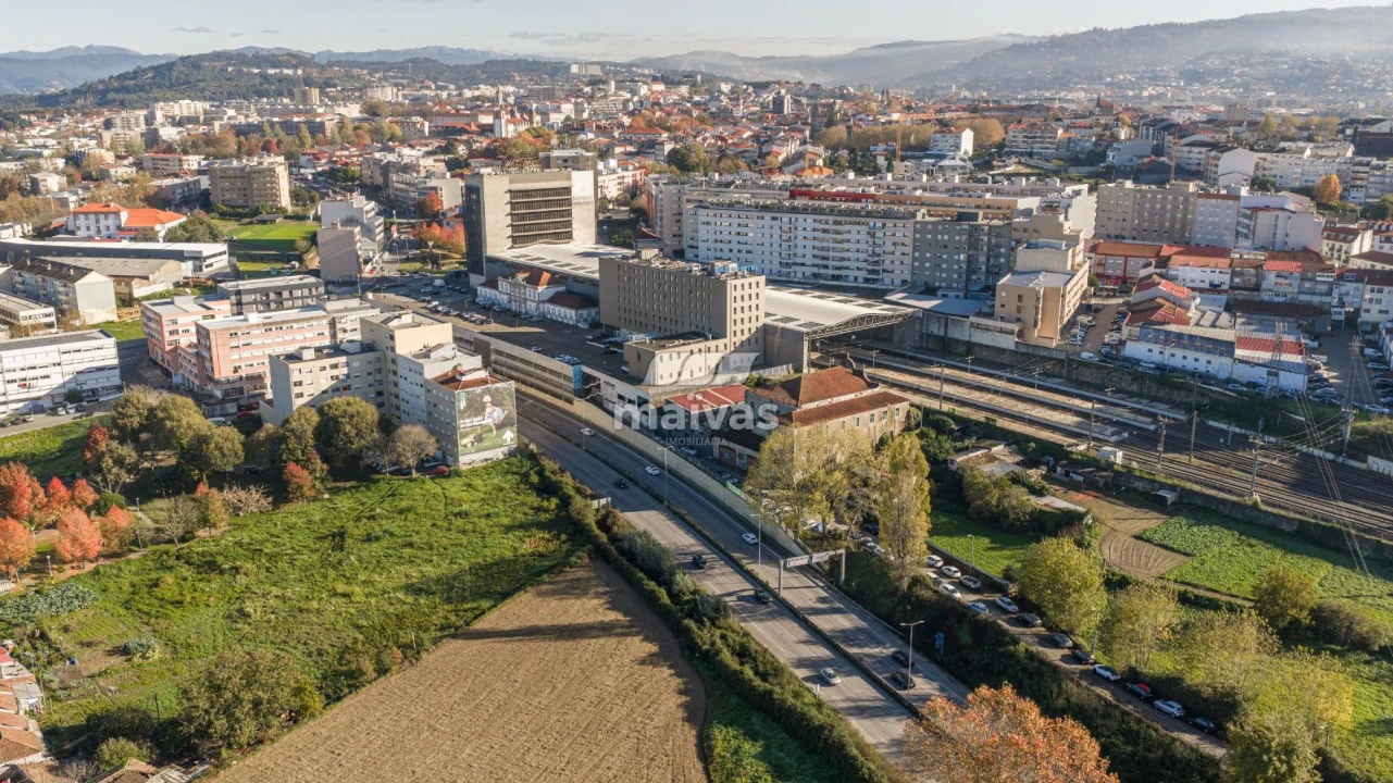 Armazém para Venda em Braga (Maximinos, Sé e Cividade) Foto 13