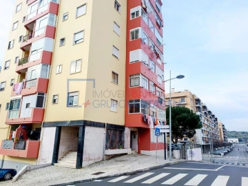 Apartamento T3 para Venda em Mina de Água