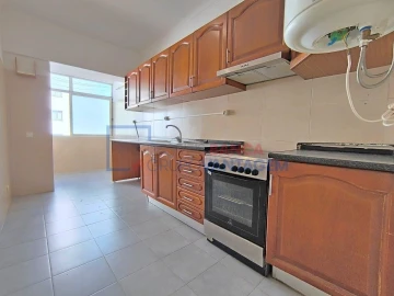Apartamento T3 para Venda em Mina de Água