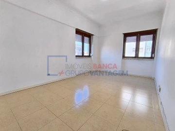 Apartamento T3 para Venda em Mina de Água