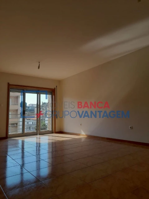 Apartamento T2 para Venda em Gondomar (São Cosme), Valbom e Jovim