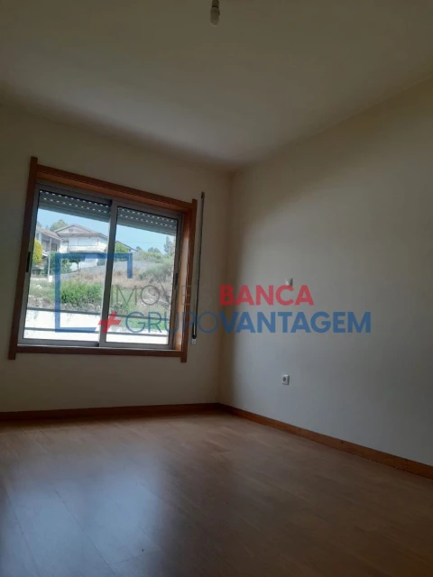 Apartamento T2 para Venda em Gondomar (São Cosme), Valbom e Jovim