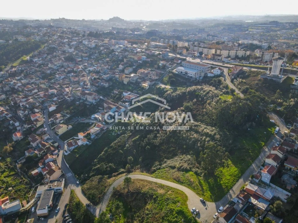 Terreno para Venda em Fânzeres e São Pedro da Cova Foto 11