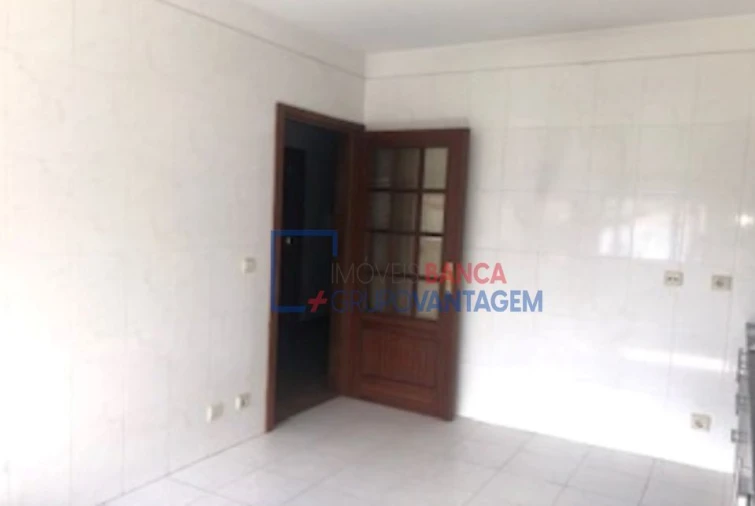 Apartamento T1 para Venda em Paço de Sousa Foto 5